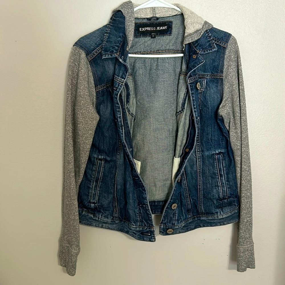 Jean jacket with grey sweatshirt arms